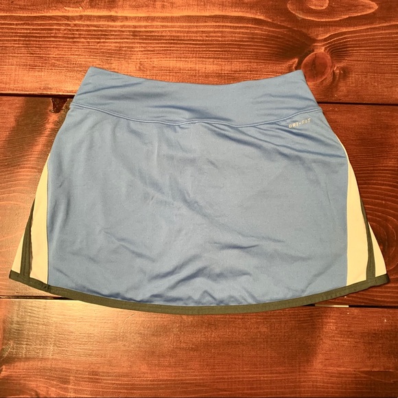 Nike Tennis/Golf Skort - Picture 4 of 4